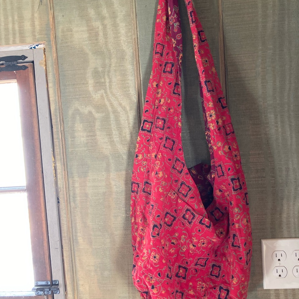Stylish Red Patterned Women's Bag